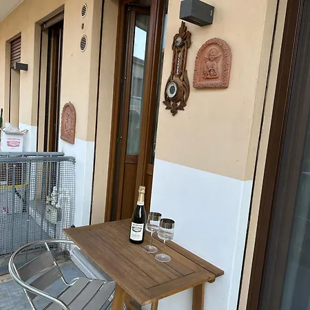 Comfort E Charme Nel Cuore Di Tv Apartamento